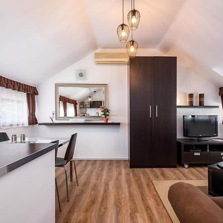 Apartment Katoro Umag Exterior photo